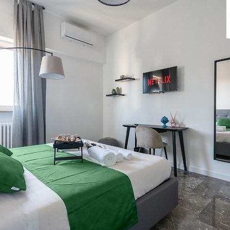 Annamaria - Central Station Charming Accommodation บารี ภายนอก รูปภาพ