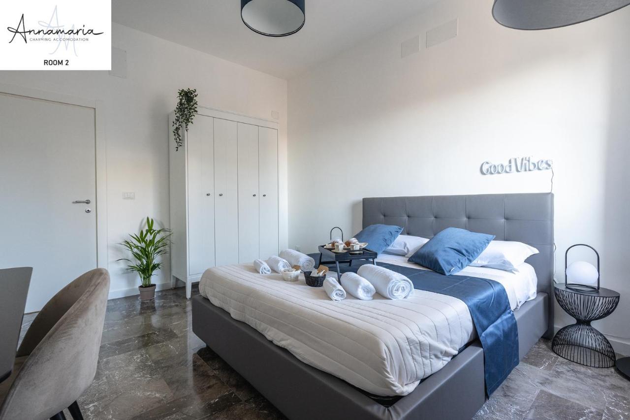 Annamaria - Central Station Charming Accommodation บารี ภายนอก รูปภาพ